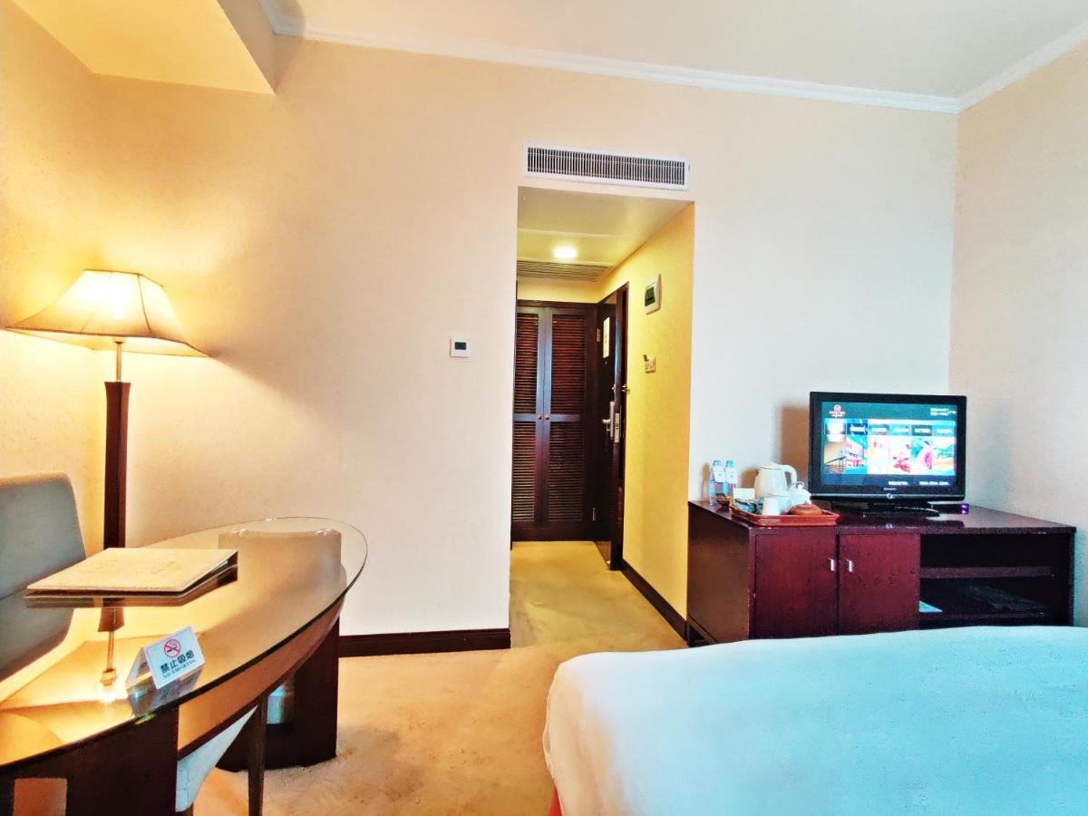 Majestic Hotel Guangzhou Exterior foto