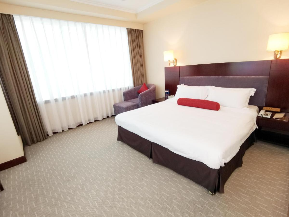 Majestic Hotel Guangzhou Exterior foto
